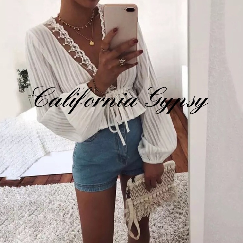 LAST ONE🎉Boho Lace Blouse